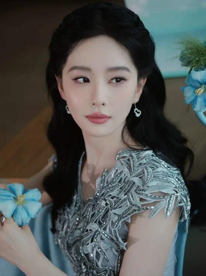 极速下载器流量对比图